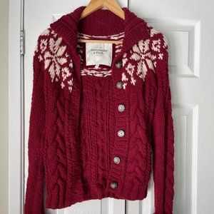 Abercrombie & Fitch cable knit sweater - Size M